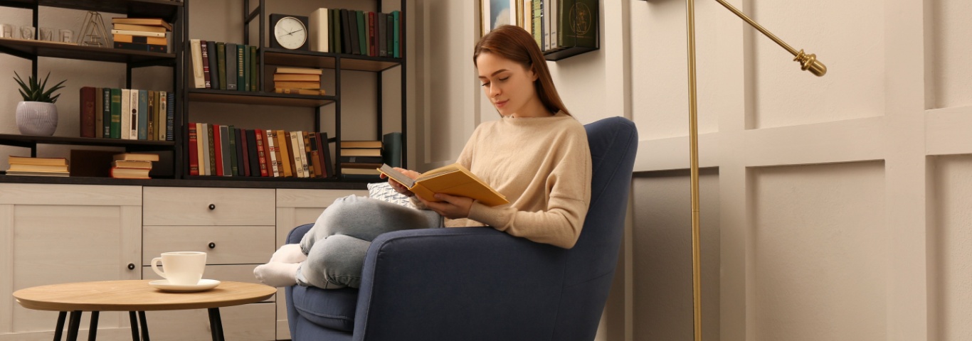 Πώς να δημιουργήσετε μια γωνιά ανάγνωσης στο σπίτι σας