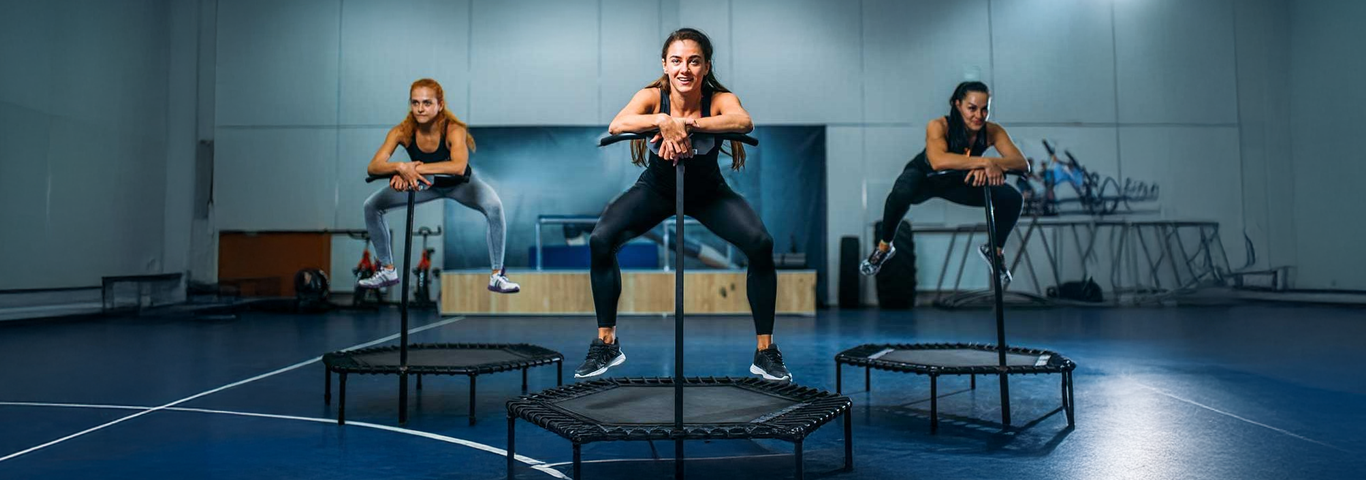 Jumping Fitness: Η Νέα Τάση στη Γυμναστική με Τραμπολίνο