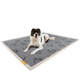 Feandrea Α … Feandrea Α …