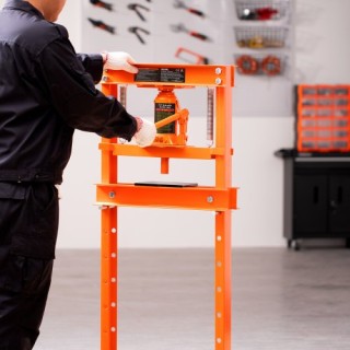 Υδραυλική Πρέσα Δαπέδου 12 Τόνων VEVOR, Πορτοκαλί QJDSQCYYJC12TU73BV0 Υδραυλική Πρέσα Δαπέδου 12 Τόνων VEVOR, Πορτοκαλί QJDSQCYYJC12TU73BV0