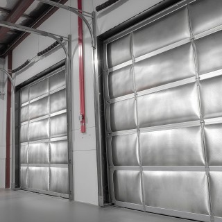 VEVOR Διπλής Όψης Ανακλαστική Μόνωση Αλουμινίου, 38.1μ x 1.22μ LBPE... VEVOR Διπλής Όψης Ανακλαστική Μόνωση Αλουμινίου, 38.1μ x 1.22μ LBPE...