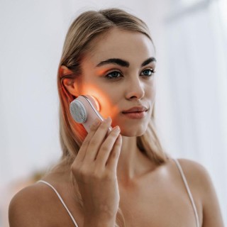 Συσκευή Καθαρισμού Προσώπου Δύο Όψεων με Δονήσεις, Ιονισμό και Θερμ... Συσκευή Καθαρισμού Προσώπου Δύο Όψεων με Δονήσεις, Ιονισμό και Θερμ...