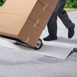 Ράμπα Πόρτας VEVOR, 1 Ύψος, 800 lbs Φορτίο, Αλουμινίου, Ρυθμιζόμενη... Ράμπα Πόρτας VEVOR, 1 Ύψος, 800 lbs Φορτίο, Αλουμινίου, Ρυθμιζόμενη...