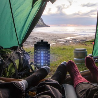 Outsunny Λάμπα Αντικουνουπική Ηλεκτροεντομοκτόνο με UV Φως για Εσωτ...