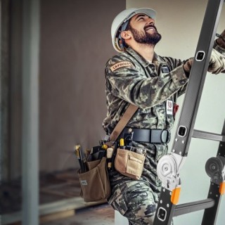 VEVOR Πολυχρηστική Πτυσσόμενη Σκάλα 7-σε-1 5 Σκαλοπατιών 19 Πόδια Ύ... VEVOR Πολυχρηστική Πτυσσόμενη Σκάλα 7-σε-1 5 Σκαλοπατιών 19 Πόδια Ύ...