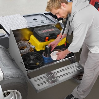 VEVOR Βαρέως Τύπου Αλουμινένιο Κουτί Εργαλείων με Σκαλοπάτι για Ημι... VEVOR Βαρέως Τύπου Αλουμινένιο Κουτί Εργαλείων με Σκαλοπάτι για Ημι...