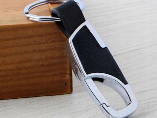 Verk Group Μεταλλικό Μπρελόκ με Ψεύτικο Δέρμα σε Ασημί και Μαύρο χρ... Verk Group Μεταλλικό Μπρελόκ με Ψεύτικο Δέρμα σε Ασημί και Μαύρο χρ...