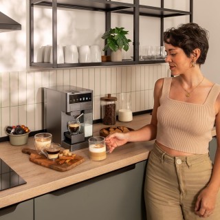 CECOTEC  Καφετιέρα Cecotec FreeStyle Latte με Δοχείο Γάλακτος 400 m...