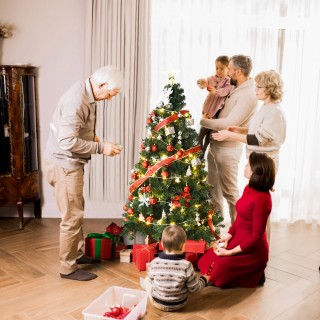 Χριστουγεννιάτικο Δέντρο από Οικολογικό PVC με Μεταλλική Βάση - 150...