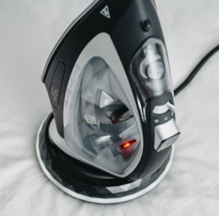 Καινοτόμο Ασύρματο και Ενσύρματο Σίδερο Ατμού 2800W AD-5043 ADLER Καινοτόμο Ασύρματο και Ενσύρματο Σίδερο Ατμού 2800W AD-5043 ADLER