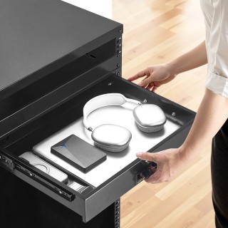 VEVOR Συρτάρι Rack 2U, 19 ιντσών, με Κλείδωμα και Οπές Διαχείρισης ... VEVOR Συρτάρι Rack 2U, 19 ιντσών, με Κλείδωμα και Οπές Διαχείρισης ...