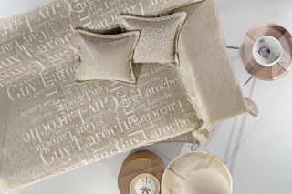 Guy Laroche Ριχτάρι Καναπέ Stamp Taupe (Τριθέσιος) 180x300, 1133030...