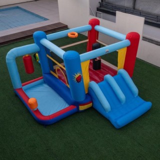 Costway Φουσκωτό Κάστρο με Αεραντλία και Τσουλήθρα & Χώρο Αναπήδηση...