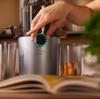 Αποχυμωτής Αργής Συμπίεσης Juice&Live 1500 Slim 200W με Στόμιο 82mm...