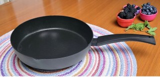 Zilner Τηγάνι 26 εκ από Ανακυκλωμένο Αλουμίνιο LA MADONNA ZL-559