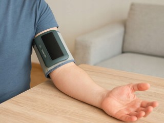 Verk Group Ηλεκτρικό Πιεσόμετρο Άνω Βραχίονα  για Ακριβή Μέτρηση Κα...