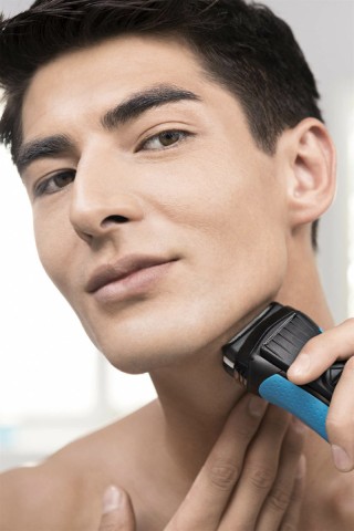 Ξυριστική Μηχανή Προσώπου Επαναφορτιζόμενη Braun Series 3 3010S Ξυριστική Μηχανή Προσώπου Επαναφορτιζόμενη Braun Series 3 3010S