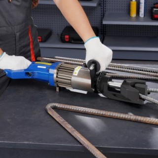 VEVOR Ηλεκτρική Υδραυλική Μηχανή Κάμψης Οπλισμού 1500W έως 20mm ST... VEVOR Ηλεκτρική Υδραυλική Μηχανή Κάμψης Οπλισμού 1500W έως 20mm ST...