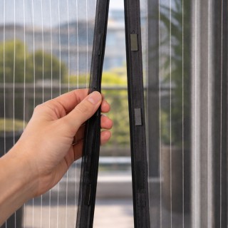 BAKAJI Μαγνητική Σίτα 100x210cm Μαύρη Ριγέ για Πόρτες, Κουρτίνα κατ... BAKAJI Μαγνητική Σίτα 100x210cm Μαύρη Ριγέ για Πόρτες, Κουρτίνα κατ...