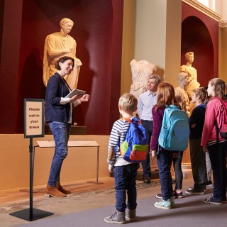 Costway  Ρυθμιζόμενη Βάση Πληροφοριών με Πλαίσιο Αλουμινίου και Στή...