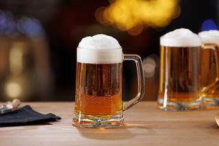 Σετ 4 Ποτήρια Μπύρας με Χερούλι 320 ml 134800 Secret de Gourmet