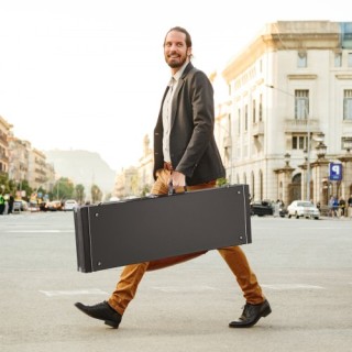 VEVOR Αδιάβροχη Θήκη Μπάσου 48.03in με Κλειδαριά και Κλειδί JXJTYHJ... VEVOR Αδιάβροχη Θήκη Μπάσου 48.03in με Κλειδαριά και Κλειδί JXJTYHJ...