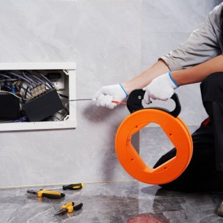 VEVOR Ταινία Ψαρέματος Καλωδίων 100 ft 1/4 in PET με Πλαστική Θήκη ... VEVOR Ταινία Ψαρέματος Καλωδίων 100 ft 1/4 in PET με Πλαστική Θήκη ...