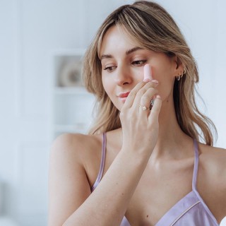 Μίνι Συσκευή Αντιγήρανσης Ματιών / Χειλιών Με Δονήσεις, Φωτοθεραπεί...