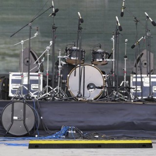 VEVOR Προστατευτικό Καλωδίων 2 Καναλιών, 10 τόνων, TPU, για Εσωτερι... VEVOR Προστατευτικό Καλωδίων 2 Καναλιών, 10 τόνων, TPU, για Εσωτερι...