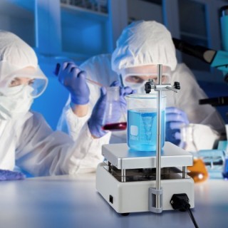 Μαγνητικός Αναδευτήρας VEVOR με Θερμαινόμενη Πλάκα 716°F/380°C, 0-2... Μαγνητικός Αναδευτήρας VEVOR με Θερμαινόμενη Πλάκα 716°F/380°C, 0-2...