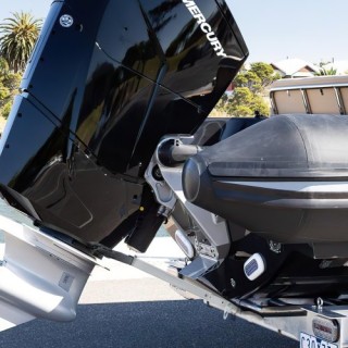 VEVOR Ρυθμιζόμενος Προστατευτικός Στήριγμα Πρύμνης 24-36 ιντσών για... VEVOR Ρυθμιζόμενος Προστατευτικός Στήριγμα Πρύμνης 24-36 ιντσών για...