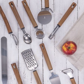 Galileo Εργαλείο Κοπής Ραβιόλι από Ανοξείδωτο Χάλυβα με Ξύλινη Λαβή...