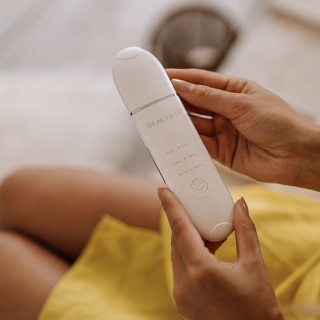 Συσκευή Καθαρισμού & Ενυδάτωσης Προσώπου B-Scrub Blush με Υπερήχους... Συσκευή Καθαρισμού & Ενυδάτωσης Προσώπου B-Scrub Blush με Υπερήχους...