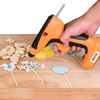 BAKAJI Ηλεκτρικό Πιστόλι Κόλλας Θερμής Τήξης με Μπαταρία 3 Ράβδοι ... BAKAJI Ηλεκτρικό Πιστόλι Κόλλας Θερμής Τήξης με Μπαταρία 3 Ράβδοι ...