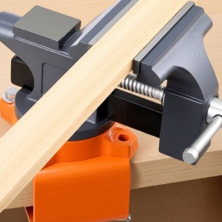 VEVOR Φορητή Μέγγενη 4.5, Με Περιστρεφόμενη Βάση 270°, Γρήγορη Απελ... VEVOR Φορητή Μέγγενη 4.5, Με Περιστρεφόμενη Βάση 270°, Γρήγορη Απελ...