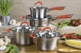 Edenberg Σετ Μαγειρικών Σκευών 8 Τεμαχίων με Τηγάνι EB-2408 Edenberg Σετ Μαγειρικών Σκευών 8 Τεμαχίων με Τηγάνι EB-2408