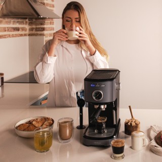 CECOTEC  Καφετιέρα Espresso Power 20 Pecan Steel, Ψηφιακή με 20 Bar...