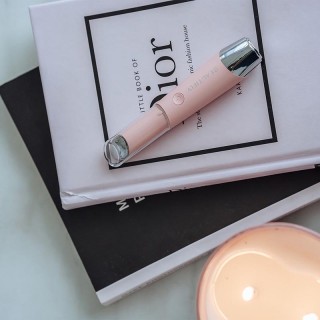 Μίνι Συσκευή Αντιγήρανσης Ματιών / Χειλιών Με Δονήσεις, Φωτοθεραπεί... Μίνι Συσκευή Αντιγήρανσης Ματιών / Χειλιών Με Δονήσεις, Φωτοθεραπεί...