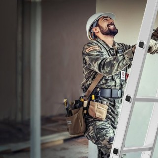 VEVOR Πολυχρηστική Πτυσσόμενη Σκάλα 7-σε-1 4 Σκαλοπατιών με Ύψος Πρ...