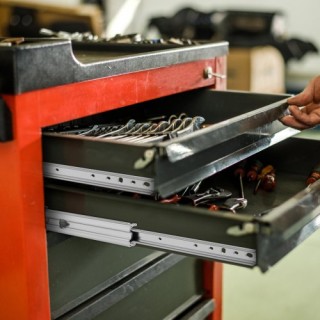 VEVOR Συρόμενοι Οδηγοί Συρταριών 24 με Απαλό Κλείσιμο, 500 LBS Φορτ... VEVOR Συρόμενοι Οδηγοί Συρταριών 24 με Απαλό Κλείσιμο, 500 LBS Φορτ...