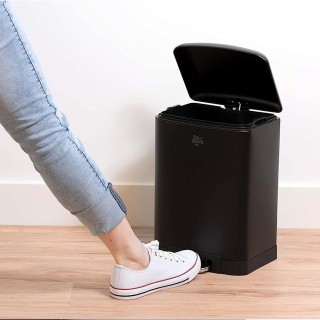 Dirt Devil Μαύρος Κάδος Απορριμμάτων με Πεντάλ από Ανοξείδωτο Ατσάλ... Dirt Devil Μαύρος Κάδος Απορριμμάτων με Πεντάλ από Ανοξείδωτο Ατσάλ...