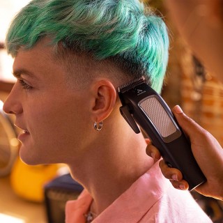 Κουρευτική Μηχανή Ρεύματος - Επαναφορτιζόμενη με 10 Χτενάκια Μαύρο ... Κουρευτική Μηχανή Ρεύματος - Επαναφορτιζόμενη με 10 Χτενάκια Μαύρο ...