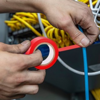 VEVOR 50-Piece Σετ Μονωμένων Κατσαβιδιών για Ηλεκτρολόγους 1000V JY... VEVOR 50-Piece Σετ Μονωμένων Κατσαβιδιών για Ηλεκτρολόγους 1000V JY...