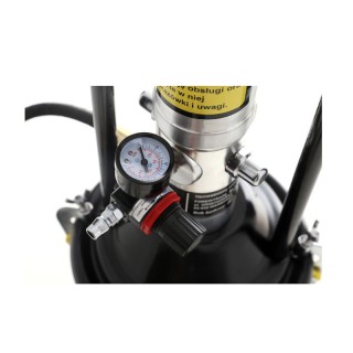 Πνευματικός Τροχήλατος Γρασαδόρος 15 Lt Υψηλής Πίεσης 50:1 Kraft&De... Πνευματικός Τροχήλατος Γρασαδόρος 15 Lt Υψηλής Πίεσης 50:1 Kraft&De...