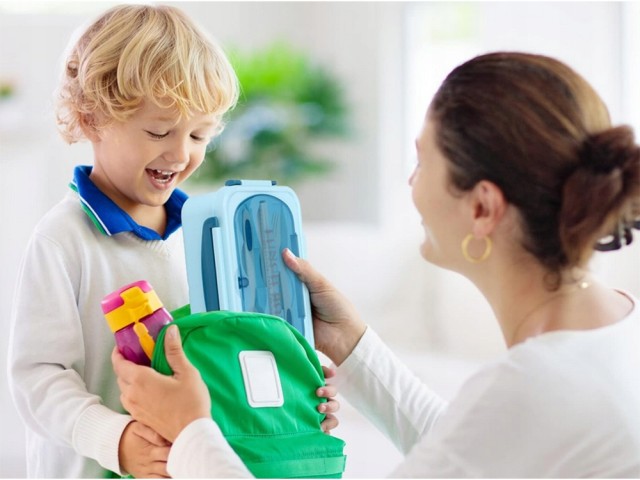 Verk Group Φαγητοδοχείο  με Θήκες και Μαχαιροπίρουνα για Σχολείο ή ...