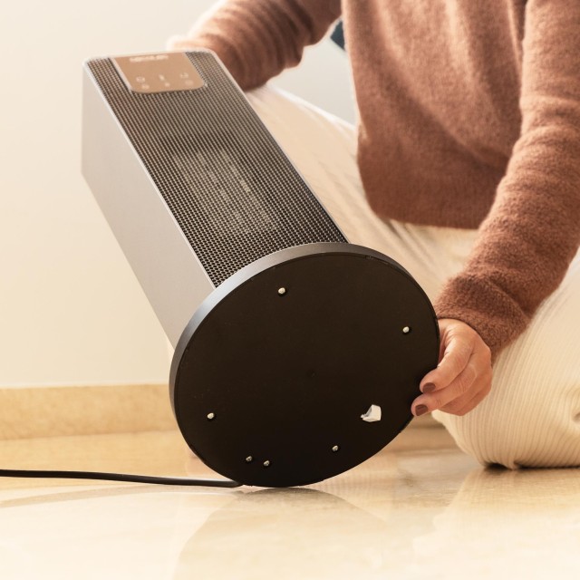 CECOTEC  Κεραμικό Θερμαντικό ReadyWarm 2000 Max Ceramic Rotate Smart με 2000 W, Ψηφιακή Οθόνη, Αφής & Τηλεχειριστήριο, Περιστροφή, 3 Λειτουργίες & Ρυθμιζόμενο Θερμοστάτη  CEC-08276
