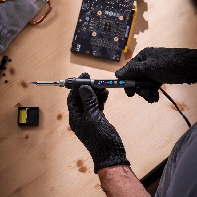 Cecotec Ηλεκτρικός Κολλητήρι PrecissionSoldier 650 με οθόνη και σετ... Cecotec Ηλεκτρικός Κολλητήρι PrecissionSoldier 650 με οθόνη και σετ...