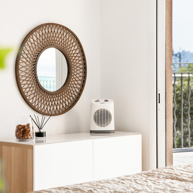 CECOTEC  Θερμοανεμιστήρας ReadyWarm 2050 Max Force Rotate Λευκός με 2000W, 3 Λειτουργίες & Περιστροφή  CEC-08256