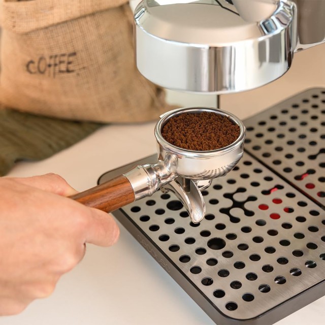 Καφετιέρα - Επαγγελματική Μηχανή Espresso με Πίεση 15 Bar Baristeo Intima CEC-100127 Cecotec