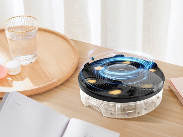 Παγίδα Εντόμων Fly Trap – Ηλεκτρική Περιστρεφόμενη Συσκευή για Μύγε...